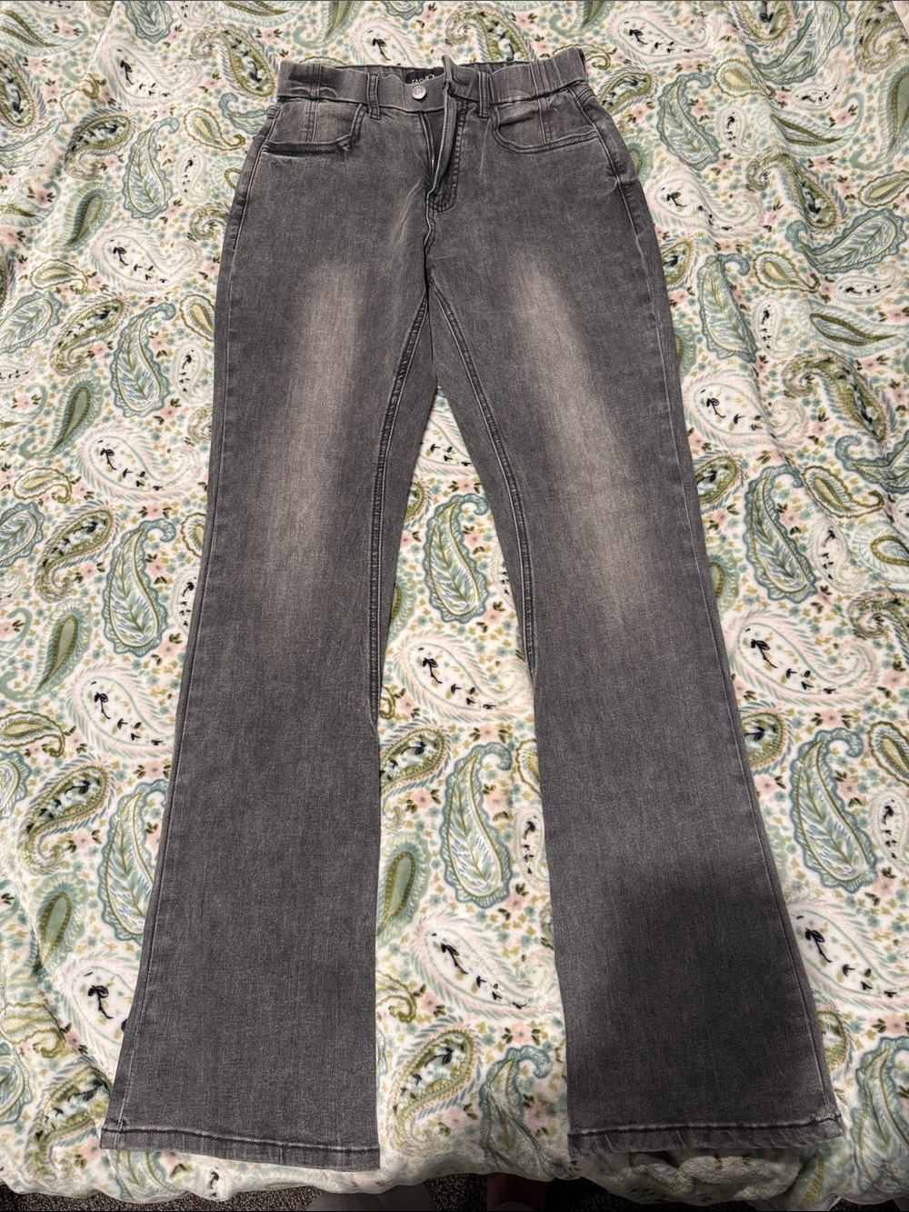 Fashion Nova Charcoal Gray Flare Jeans - Picture 2 of 3